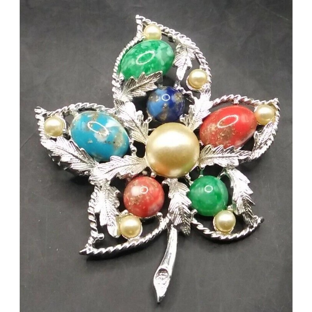 Vintage Sarah Coventry Silver Tone Fantasy Glass Cabs & Faux Pearl Leaf Brooch